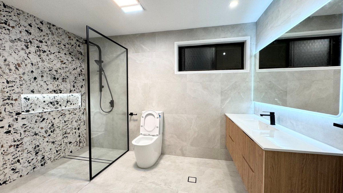 WHICH FLUSH IS RIGHT FOR ME? 